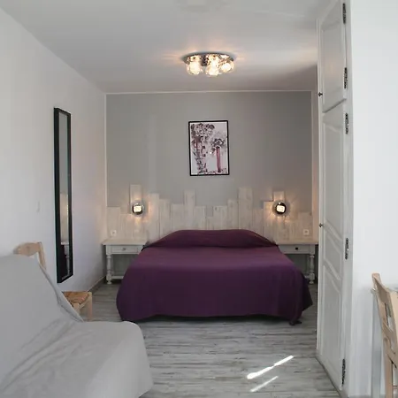 D'hotes Le Puid De Gauthier Bed & Breakfast