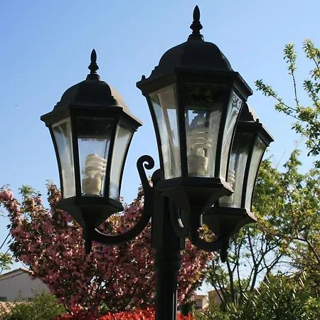 Bed & Breakfast D'hotes Le Puid De Gauthier Saturargues