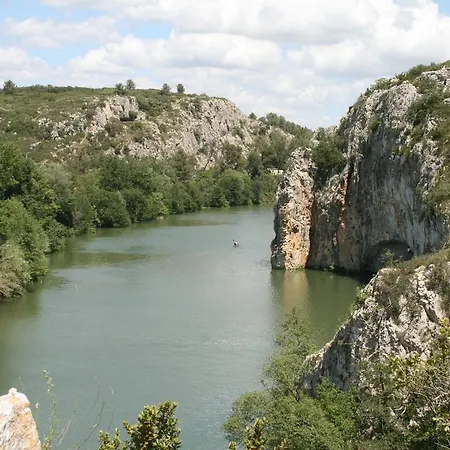 D'hotes Le Puid De Gauthier 3*
